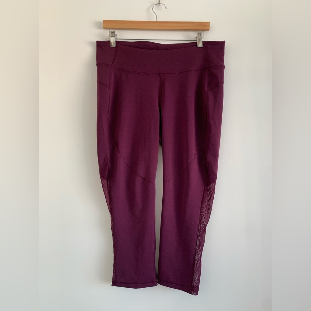 Old Navy Active size XL Maroon leggings with mesh windows